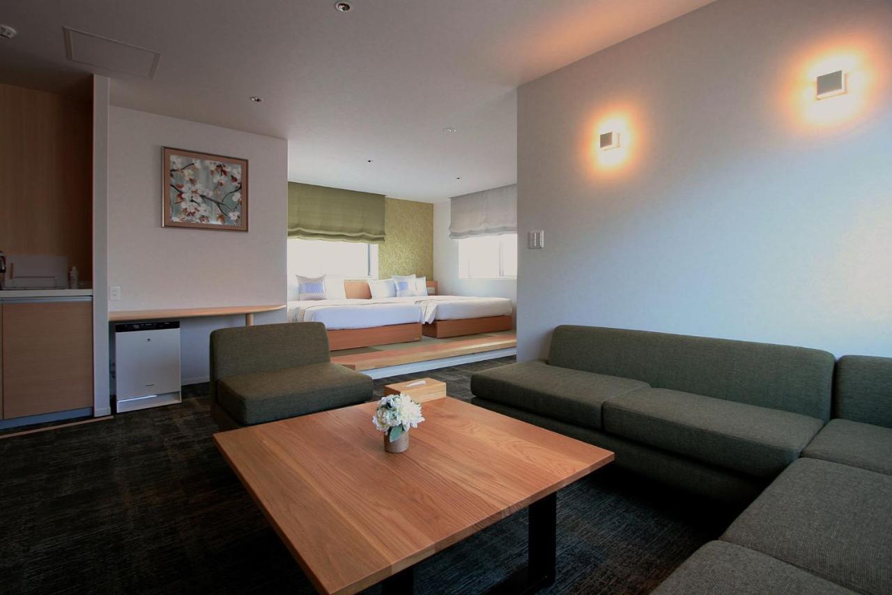 Grand Base Okayama Ekimae Aparthotel Luaran gambar