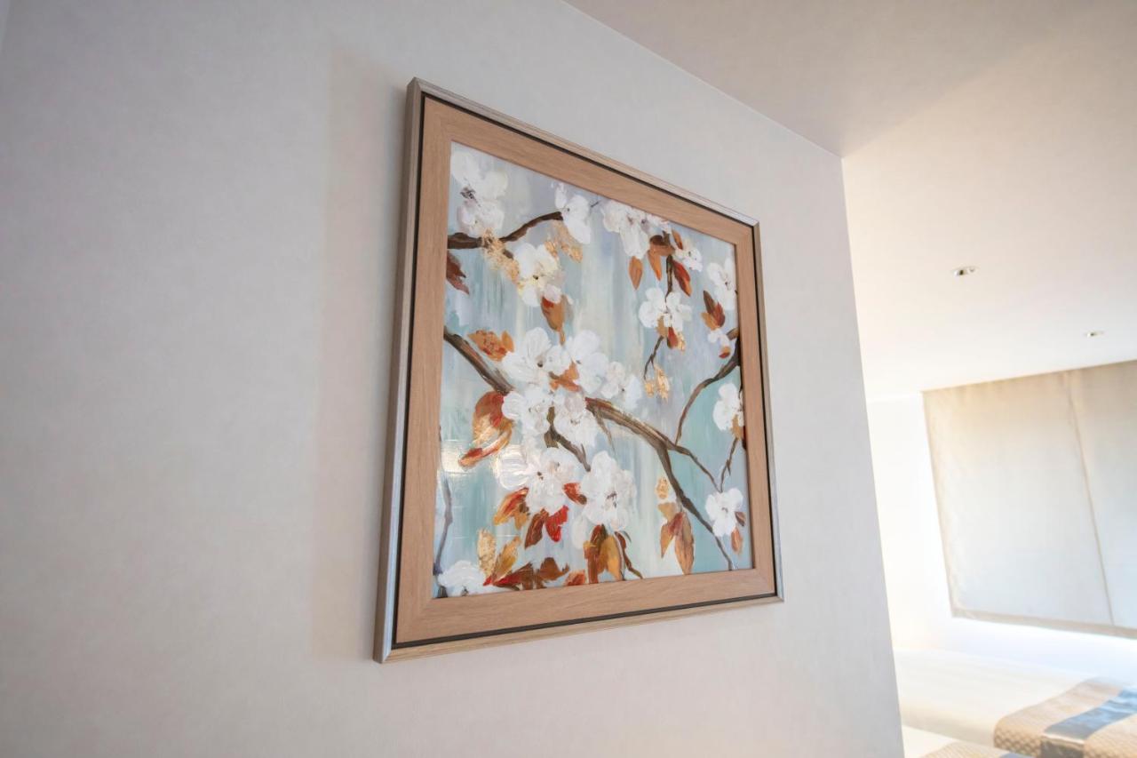 Grand Base Okayama Ekimae Aparthotel Luaran gambar